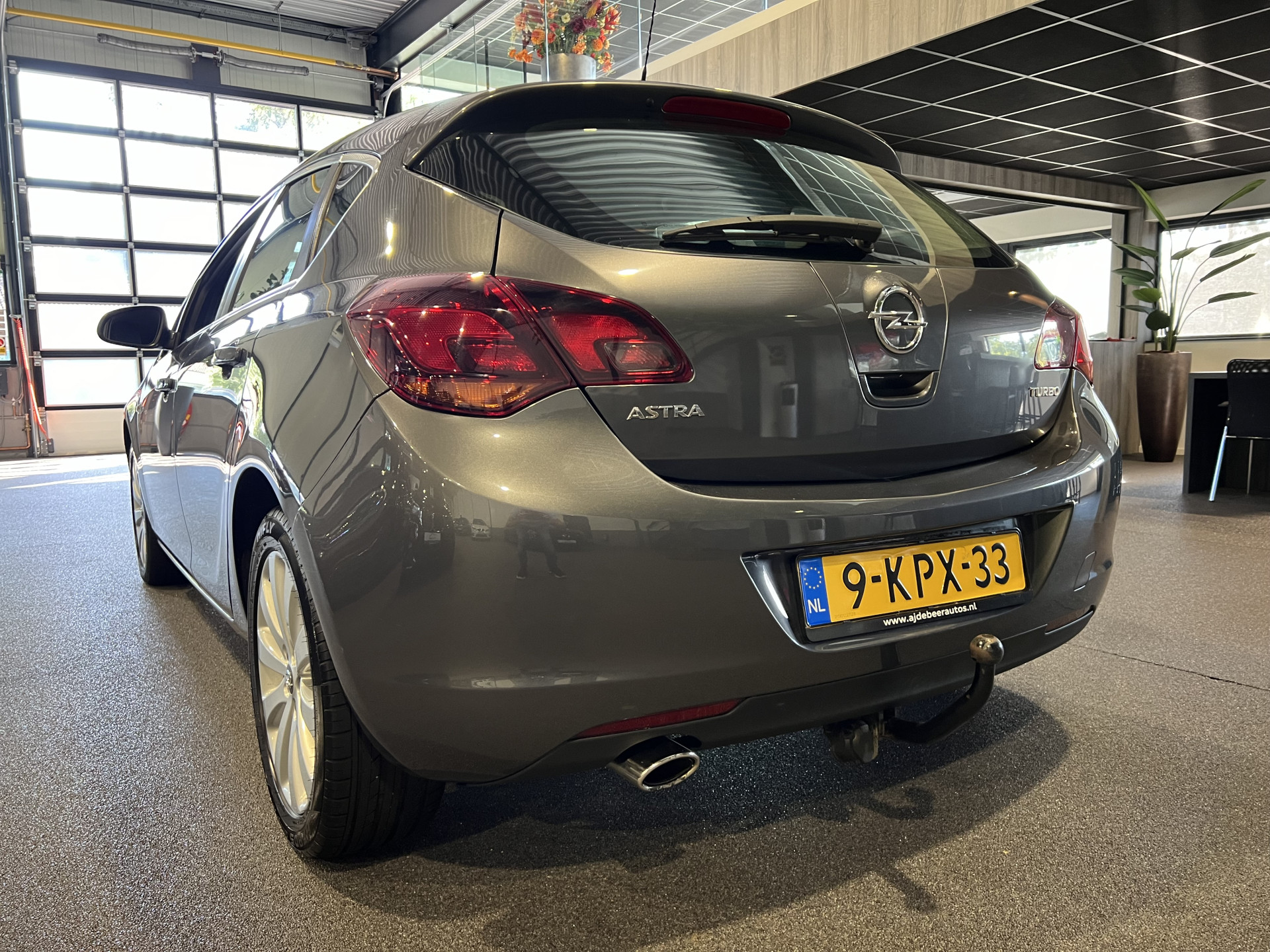 39957405-15.jpg